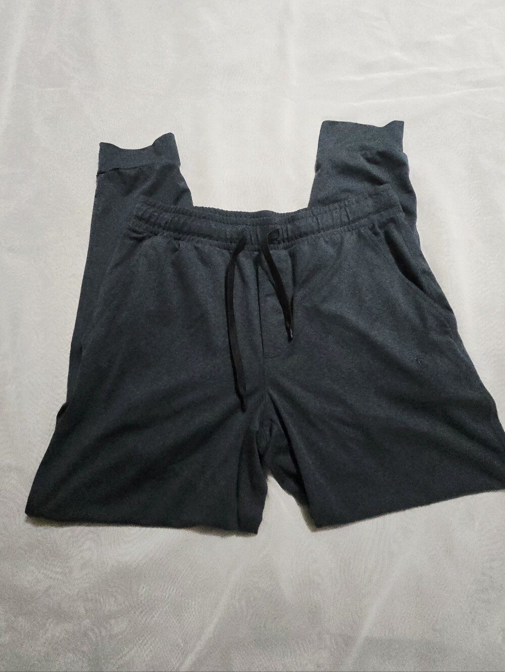 Everlane Black Grey Women's Jogger Pants Cuffed Athletic Yoga